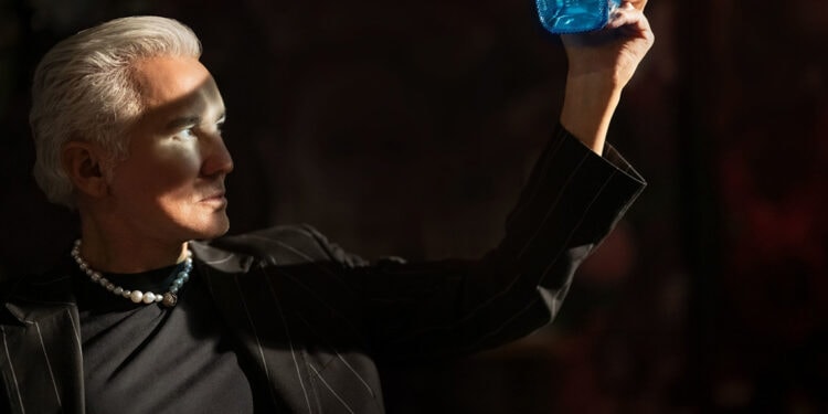 Bombay Sapphire – The World Is A Gallery By Baz Luhrmann