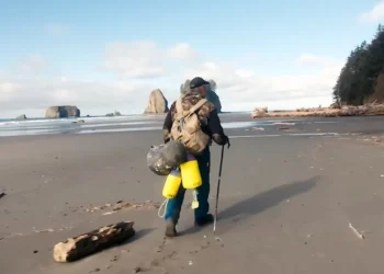 Extreme Beachcombing By Help I’m On Fire