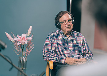 University College London — Tremors Vs Tremors By Innocean Berlin