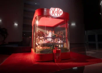 KIT KAT —The Slooowest Vending Machine In The World