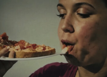 Pepperoni Hug Spot – Fully AI Made TV Commercial