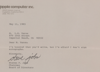 Signed Letter Stating He Doesn’t Give Autographs By Steve Jobs