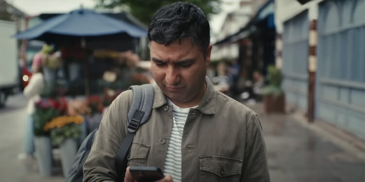 Apple — A Day in the Life of an Average Person’s Data By TBWA\Media Arts Lab