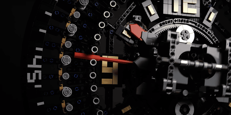 LEGO — Mangle Rack Clock By Akiyuki