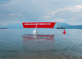 E.ON — 75 cm Above Water Level By BBDO, Italy