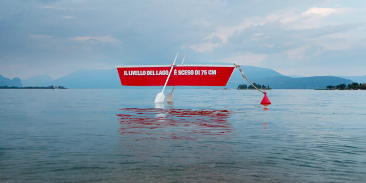E.ON — 75 cm Above Water Level By BBDO, Italy