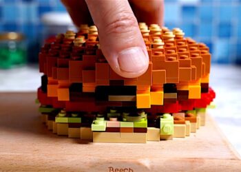 Lego Cheese Burger By Tomosteen