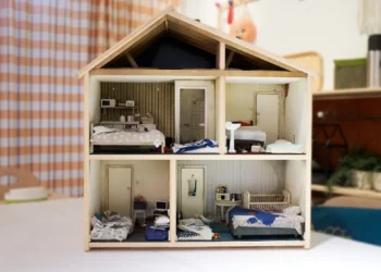 IKEA & Shelter — Unwelcome Home