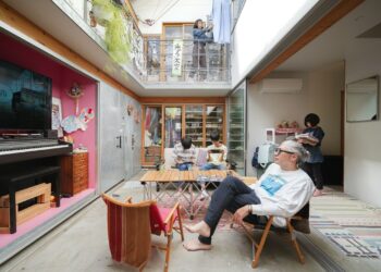 Never Too Small – Japanese Artist’s Unique Open Air Family Home