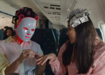 Snickers — Welcome Aboard the Hungry Skies By BBDO, New York