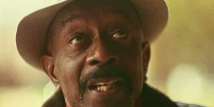 Sitges — Tribute to Hitchcock’s ‘The Birds’ 60th anniversary By China