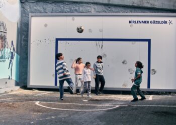 Omo — OOH Play Spaces By Edelman, UK