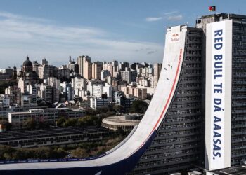 Red Bull — Skateboarding Down the World’s Biggest Ramp