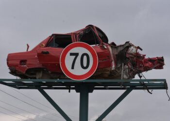 Displayed Wrecked Cars To Raise Public Awareness