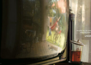 UNICEF — See What You Can Switch On, When The Screen is Off (2011) By Lowe, Indonesia